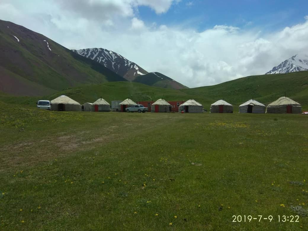 Hotel Pamir Nomad Yurt Camp Kara-Kavak Zewnętrze zdjęcie